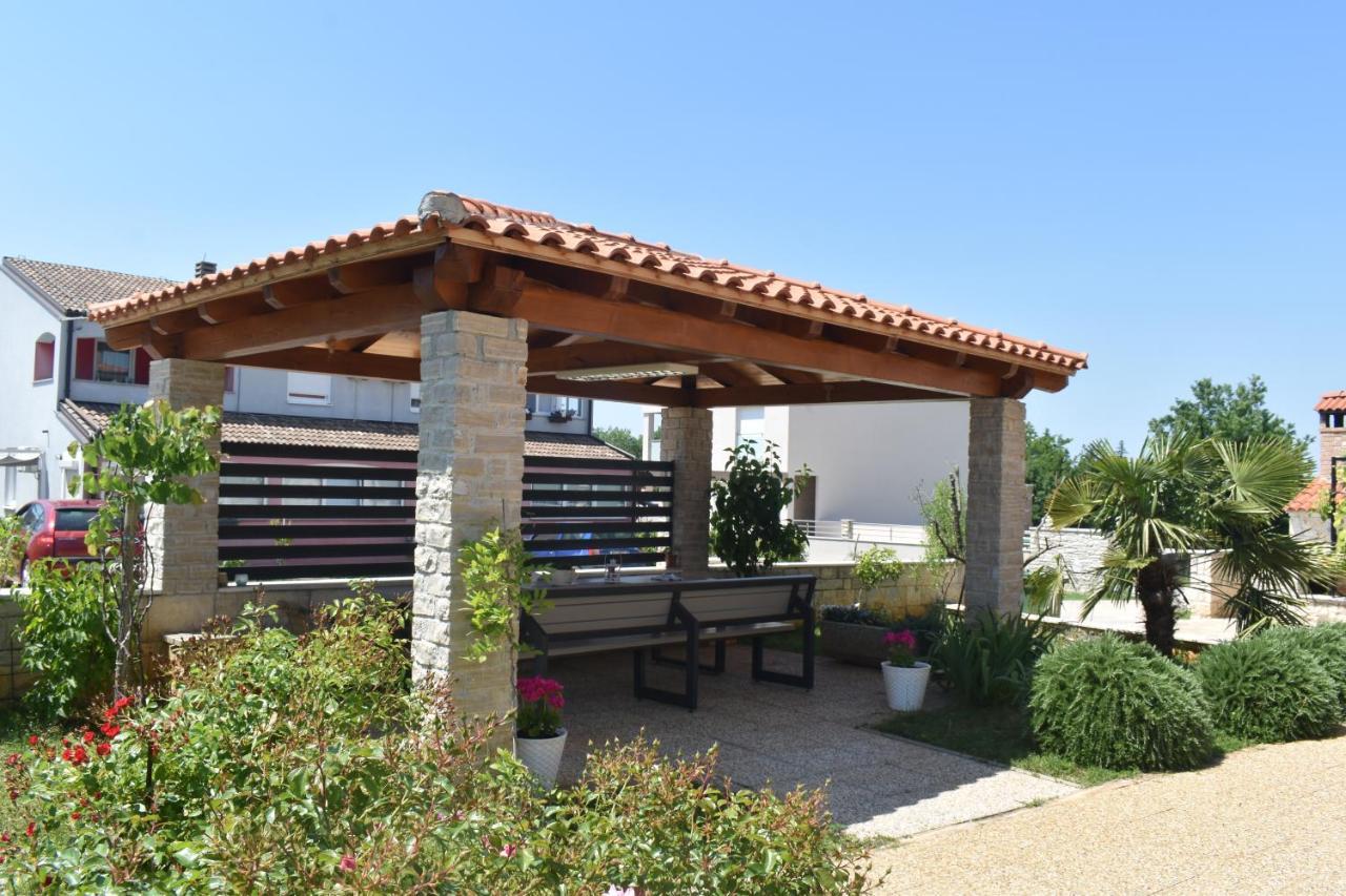 Apartment Lavanda 2 Poreč Exterior foto