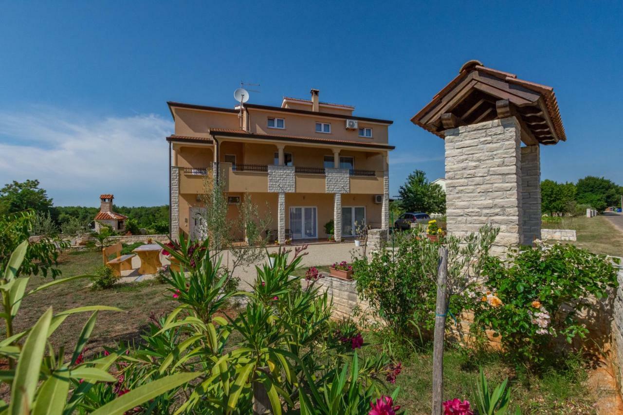 Apartment Lavanda 2 Poreč Exterior foto
